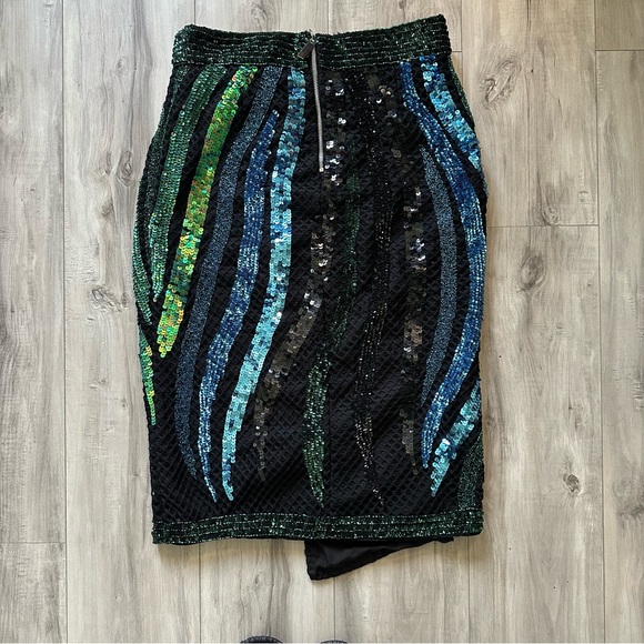Asymmetrical Sequin Midi Skirt - Picture 3 of 5
